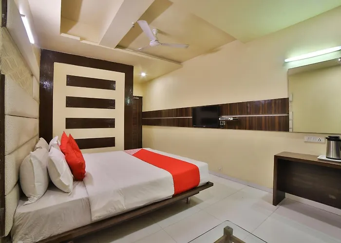 Hotel O Kalash Residency Ahmedabad